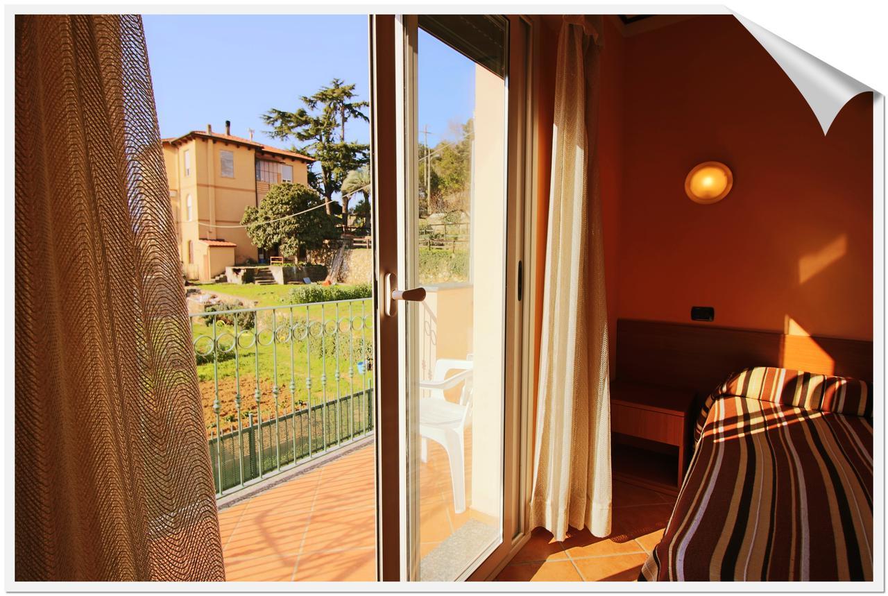 Hotel Residence Mirafiori Loano Exterior foto