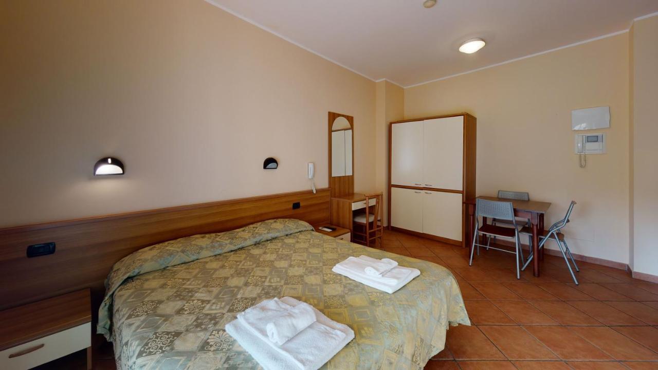 Hotel Residence Mirafiori Loano Exterior foto